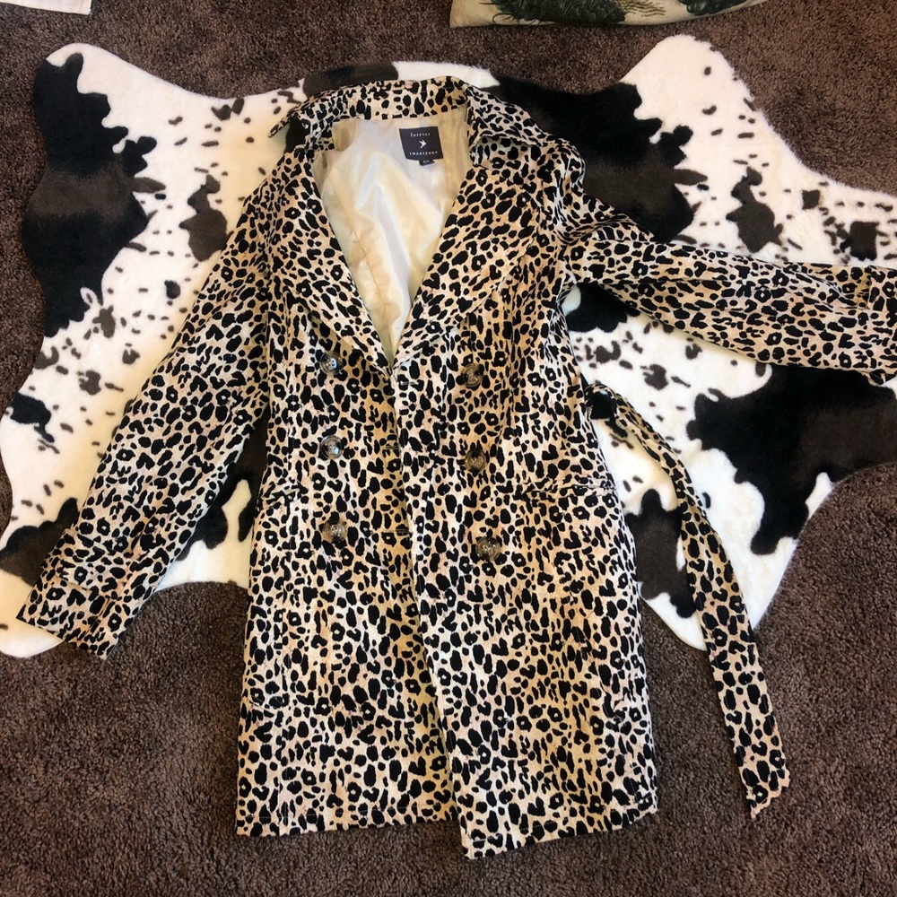 Leopard coat
